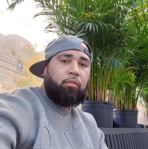 Meet your Posher, Gregory